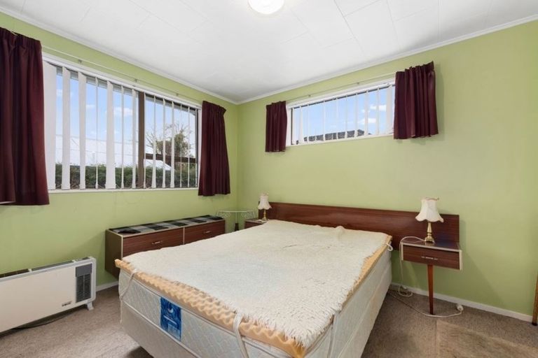 Photo of property in 2/42 Ebdentown Street, Ebdentown, Upper Hutt, 5018