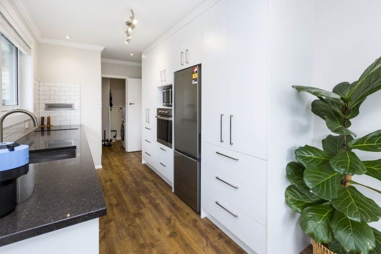 Photo of property in 46 Holdsworth Avenue, Trentham, Upper Hutt, 5018