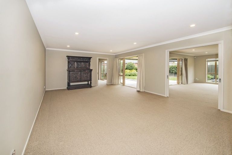 Photo of property in 1 Oldham Place, Darfield, 7510