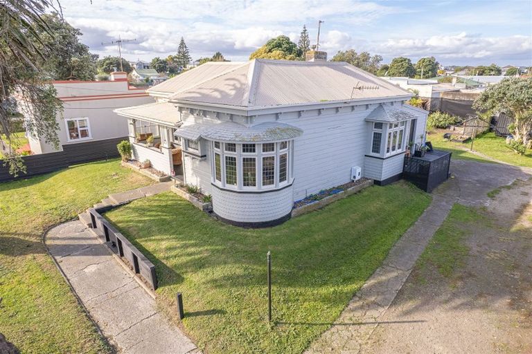 Photo of property in 36 Mosston Road, Castlecliff, Whanganui, 4501
