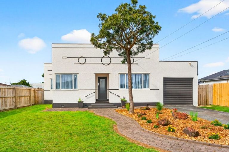 Photo of property in 17a Alexander Street, Papakura, 2110