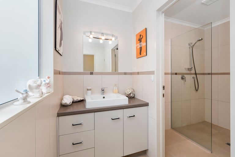 Photo of property in 7a Gills Avenue, Papakura, 2110