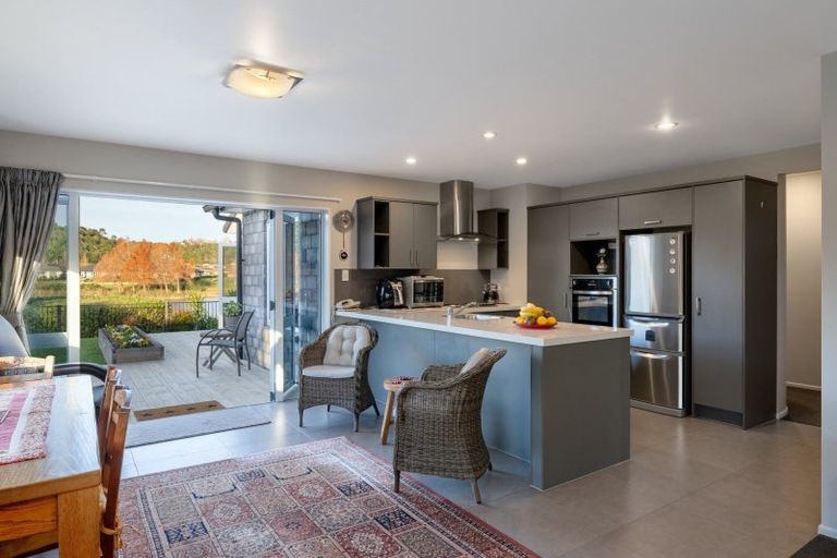 Photo of property in 31 Scoria Close, Pyes Pa, Tauranga, 3112