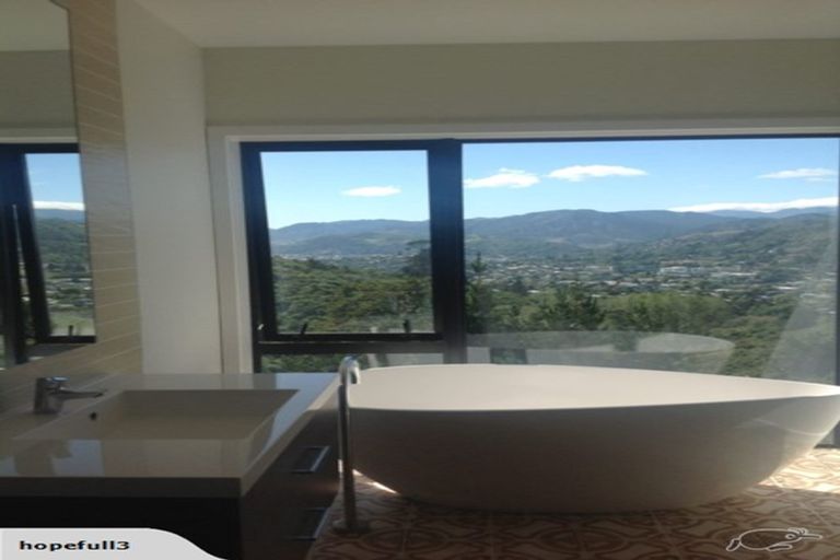 Photo of property in 13 Istana Place, Britannia Heights, Nelson, 7010