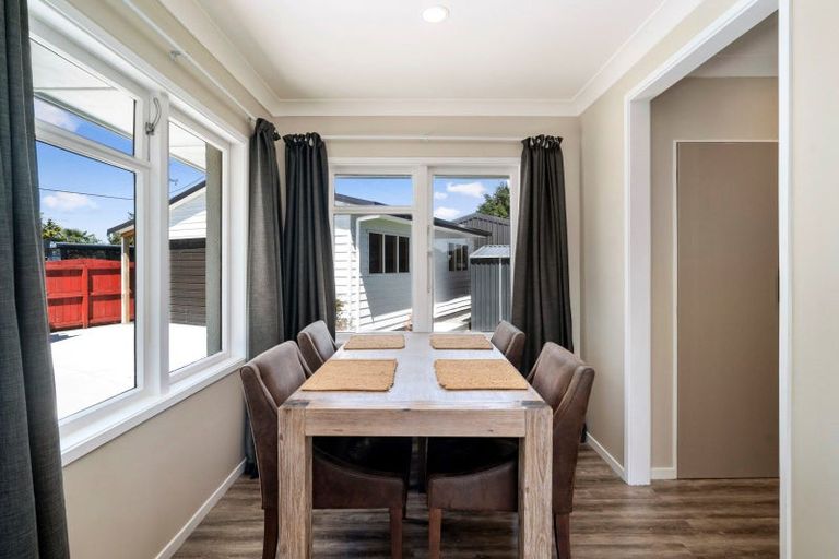 Photo of property in 2 Roosevelt Road, Western Heights, Rotorua, 3015