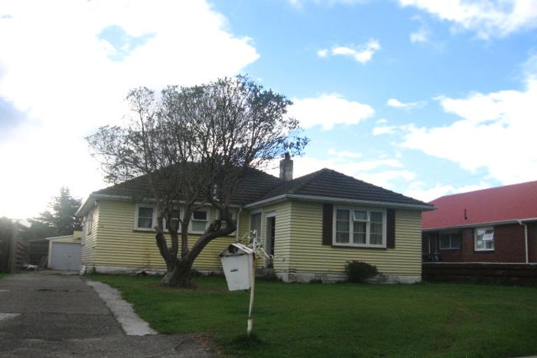 Photo of property in 19 Atiawa Crescent, Waiwhetu, Lower Hutt, 5010