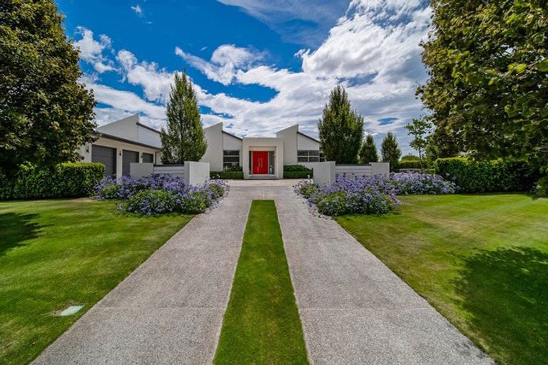 Photo of property in 11 Frisby Drive, West Melton, 7618