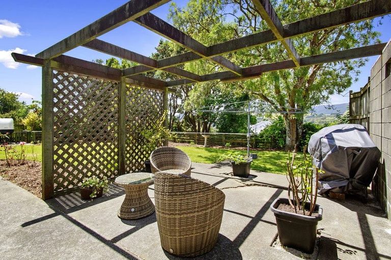 Photo of property in 64 Oriel Avenue, Tawa, Wellington, 5028