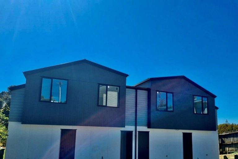 Photo of property in 30 Ranui Avenue, Ranui, Auckland, 0612