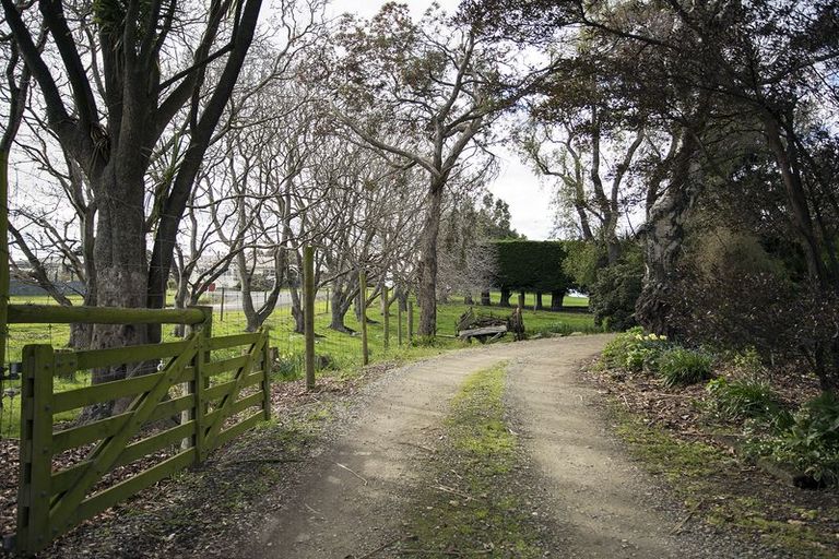 Photo of property in 2 Sussex Street, Weston, Oamaru, 9401