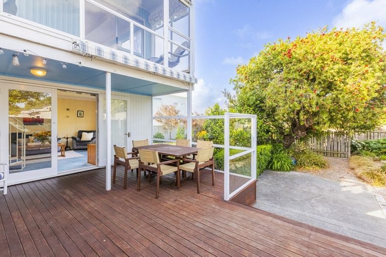 Photo of property in 6 Beaumont Lane, Havelock North, 4130