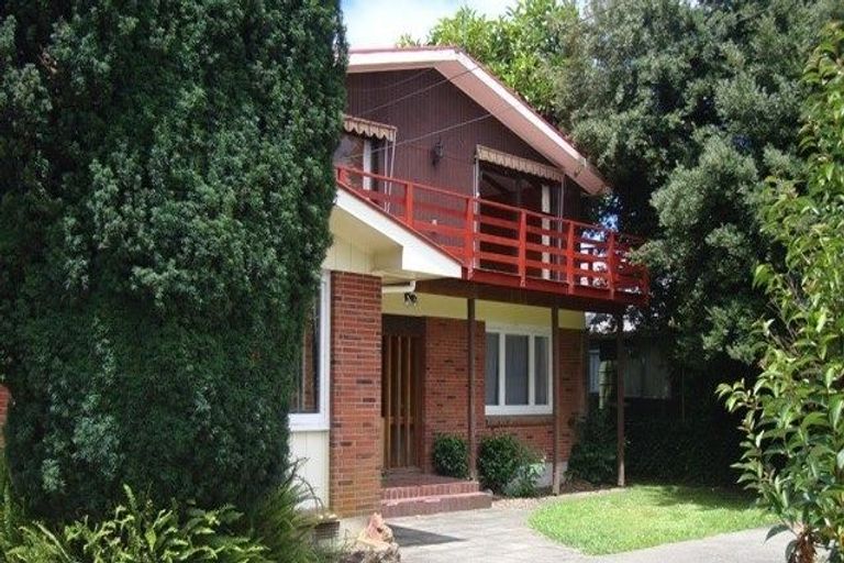 Photo of property in 224 Old Farm Road, Hamilton East, Hamilton, 3216