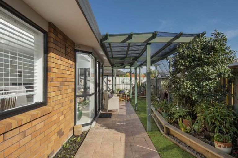 Photo of property in 15a Laburnum Glen, Mount Maunganui, 3116