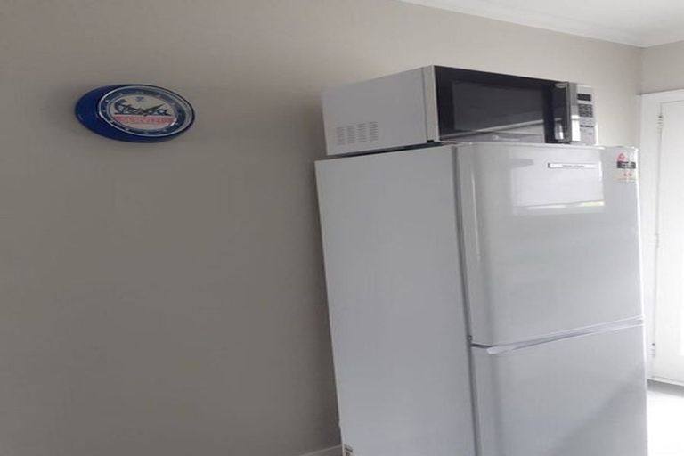 Photo of property in 6-7 Russell Street, Feilding, 4702