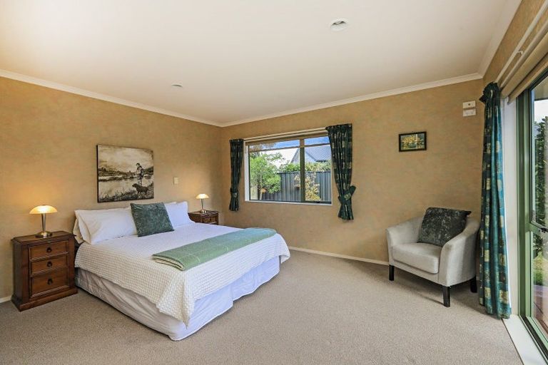 Photo of property in 12 Pinotage Drive, Greenmeadows, Napier, 4112