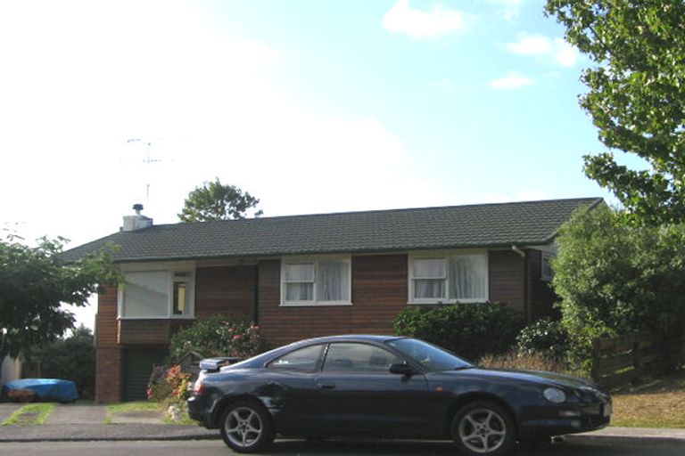 Photo of property in 14 Linley Place, Hillcrest, Auckland, 0627