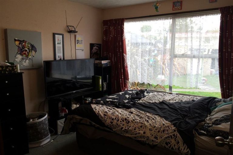 Photo of property in 21 Karnak Crescent, Russley, Christchurch, 8042