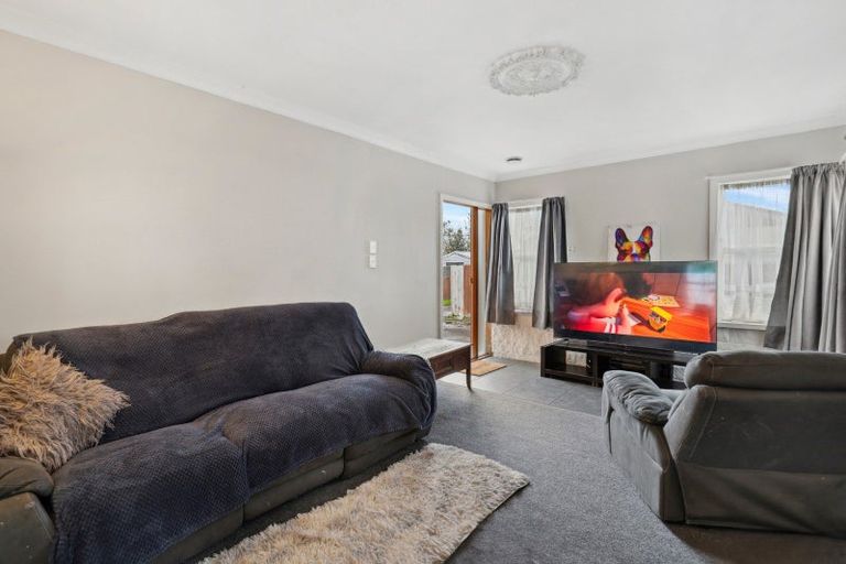 Photo of property in 106a Mako Mako Road, Levin, 5510