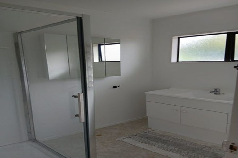 Photo of property in 530 Whangaparaoa Road, Stanmore Bay, Whangaparaoa, 0932