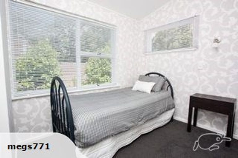 Photo of property in 2/32 Abberley Crescent, St Albans, Christchurch, 8014