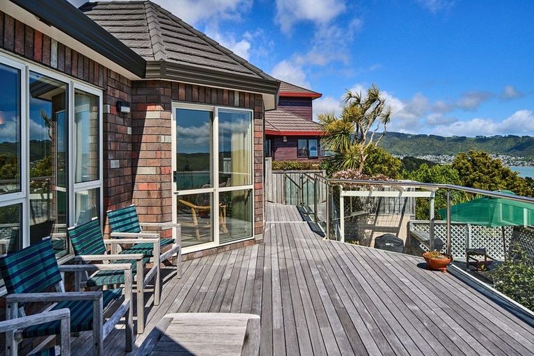 Photo of property in 4 Tombane Terrace, Papakowhai, Porirua, 5024
