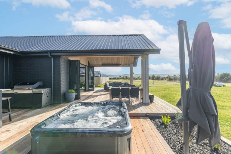 Photo of property in 55 Raupo Crescent, Wharewaka, Taupo, 3330