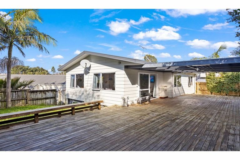 Photo of property in 2a Rata Road, Stanmore Bay, Whangaparaoa, 0932