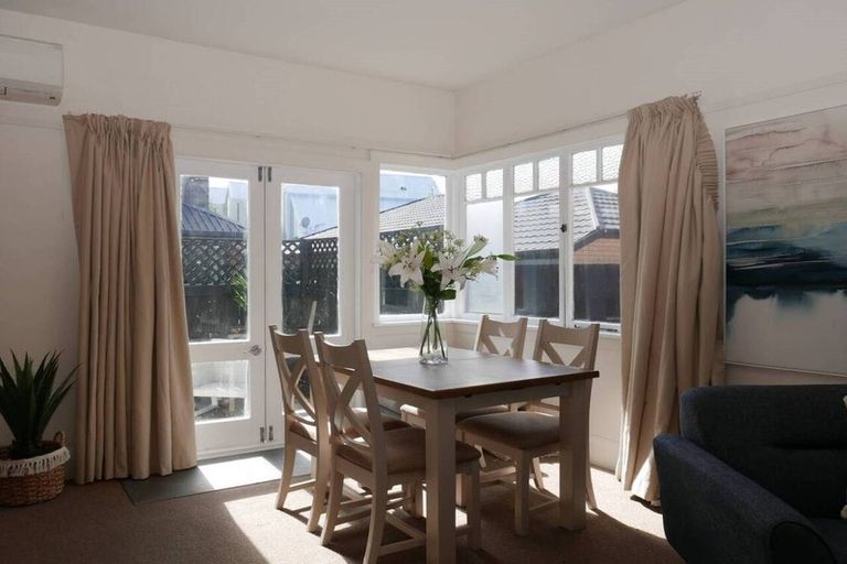 Photo of property in 8 Freyberg Avenue, Riccarton, Christchurch, 8011