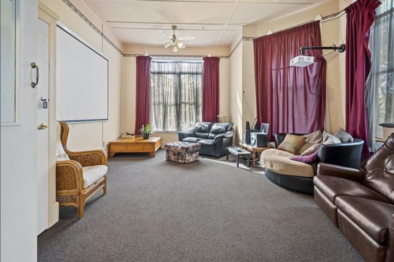 Photo of property in 170a High Street, Bulls, 4818