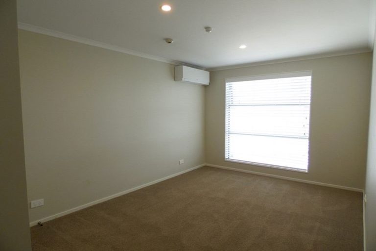 Photo of property in 140 Hobsonville Point Road, Hobsonville, Auckland, 0616