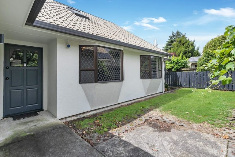 Photo of property in 2/11 Beach Road, Pahurehure, Papakura, 2113