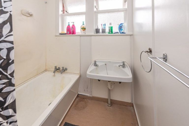 Photo of property in 157 Puriri Street, Castlecliff, Whanganui, 4501