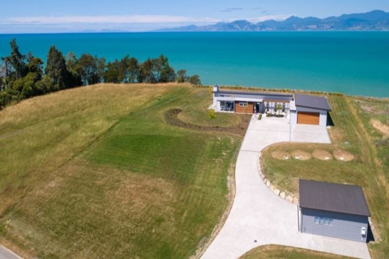 Photo of property in 11 Aporo Road, Ruby Bay, Upper Moutere, 7173