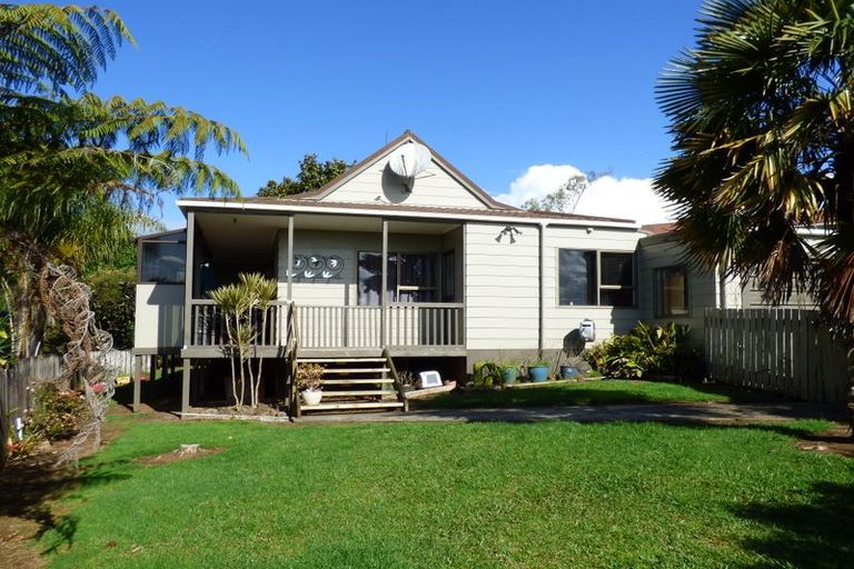 Photo of property in 28 Fairway Drive, Kerikeri, 0230