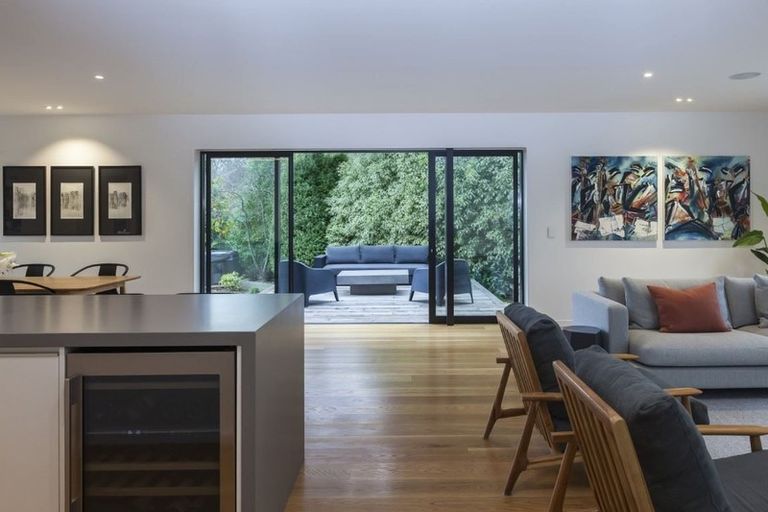 Photo of property in 32c Glandovey Road, Fendalton, Christchurch, 8052