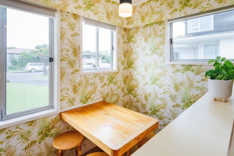 Photo of property in 5 Anaru Place, Awapuni, Palmerston North, 4412