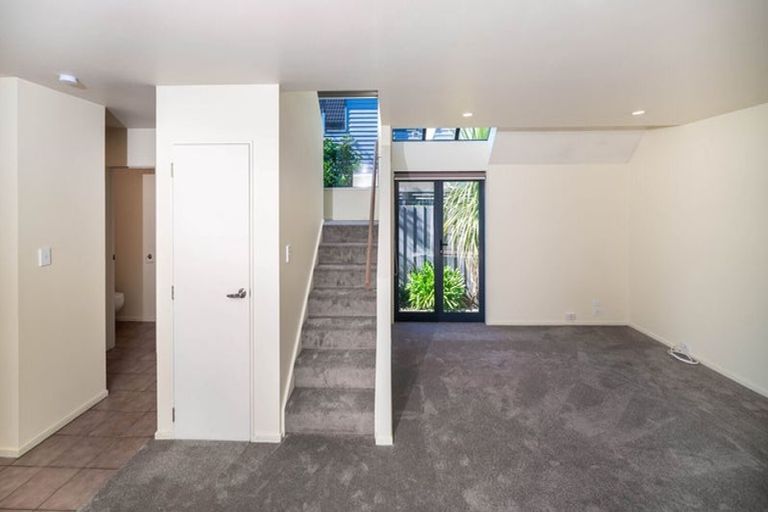 Photo of property in 5/44 London Street, Richmond, Christchurch, 8013