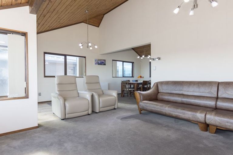 Photo of property in 46 Corinna Street, Welcome Bay, Tauranga, 3112