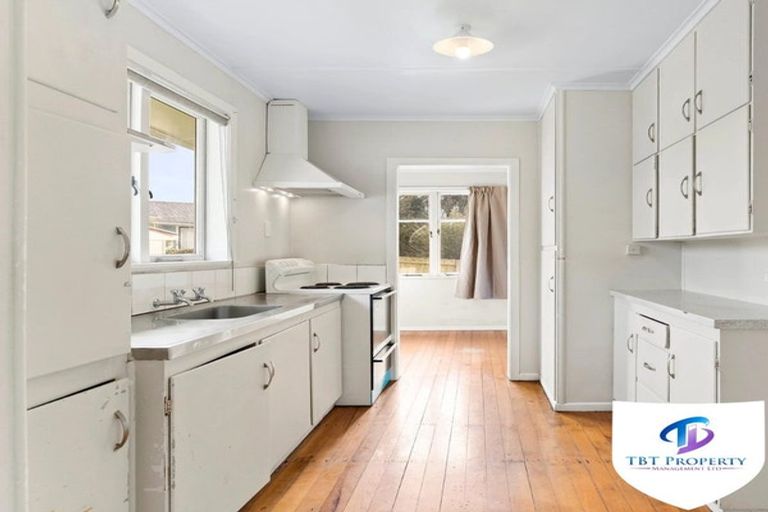 Photo of property in 12 White Road, Manurewa, Auckland, 2102