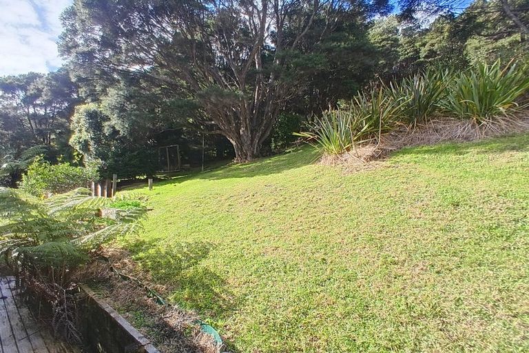 Photo of property in 6 Pohutukawa Grove, Whitianga, 3510