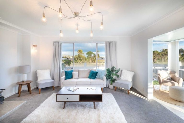 Photo of property in 401 Estuary Road, South New Brighton, Christchurch, 8062