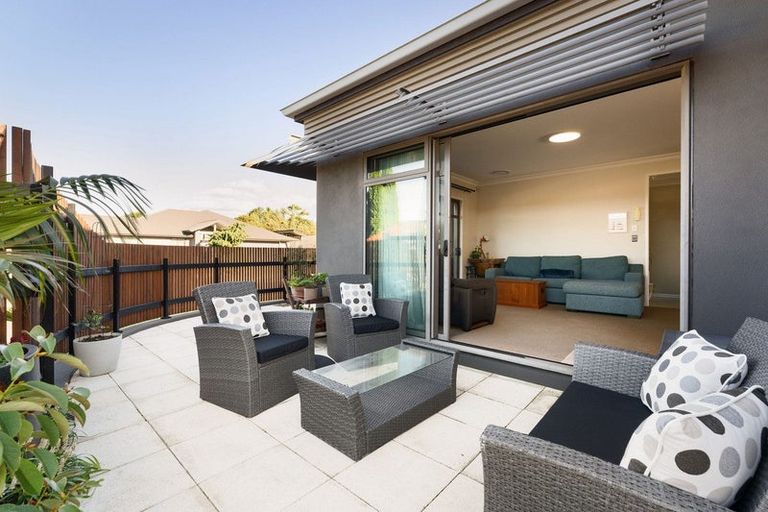 Photo of property in 28 Rexford Heights, Pyes Pa, Tauranga, 3112