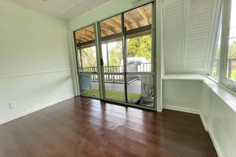 Photo of property in 58 Portage Road, New Lynn, Auckland, 0600