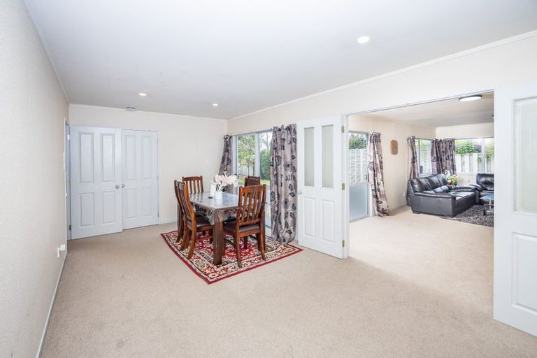 Photo of property in 34 Macmurdo Avenue, Glenview, Hamilton, 3206