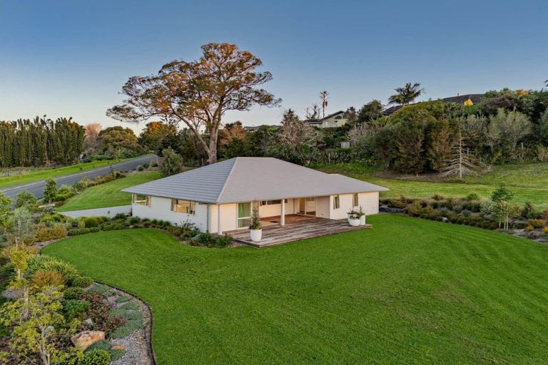 Photo of property in 22 Lone Gum Lane, Kerikeri, 0230