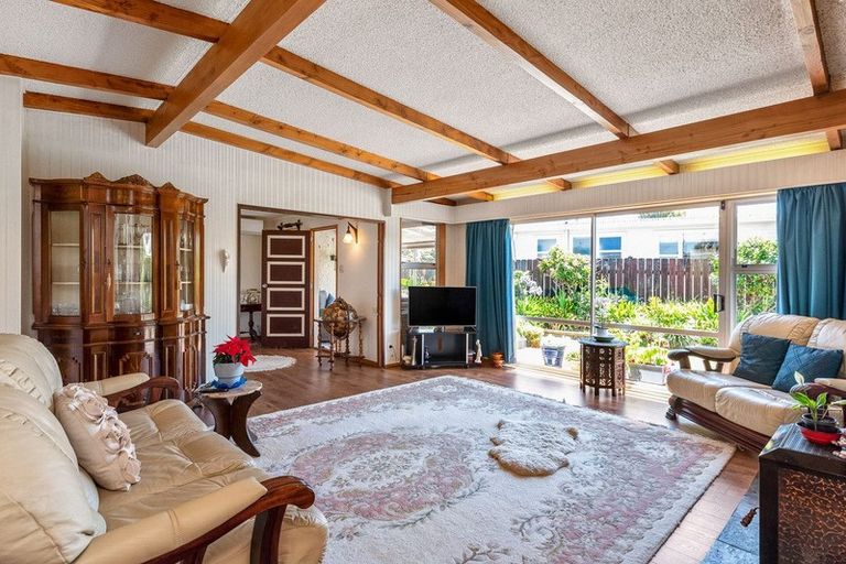 Photo of property in 9 Bermuda Grove, Paraparaumu Beach, Paraparaumu, 5032