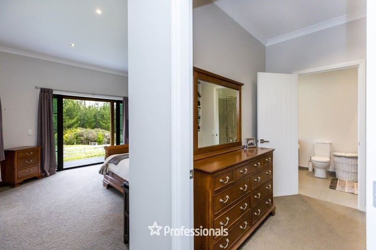 Photo of property in 32e Kaitoke Loop, Kaitoke, Upper Hutt, 5018