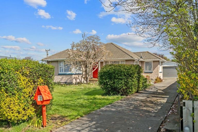 Photo of property in 121 Marshland Road, Shirley, Christchurch, 8061