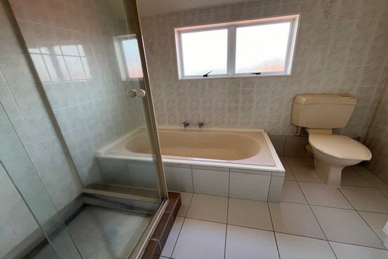 Photo of property in 53 Granger Road, Cockle Bay, Auckland, 2014