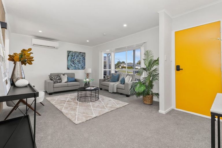 Photo of property in 472 Warspite Avenue, Ascot Park, Porirua, 5024